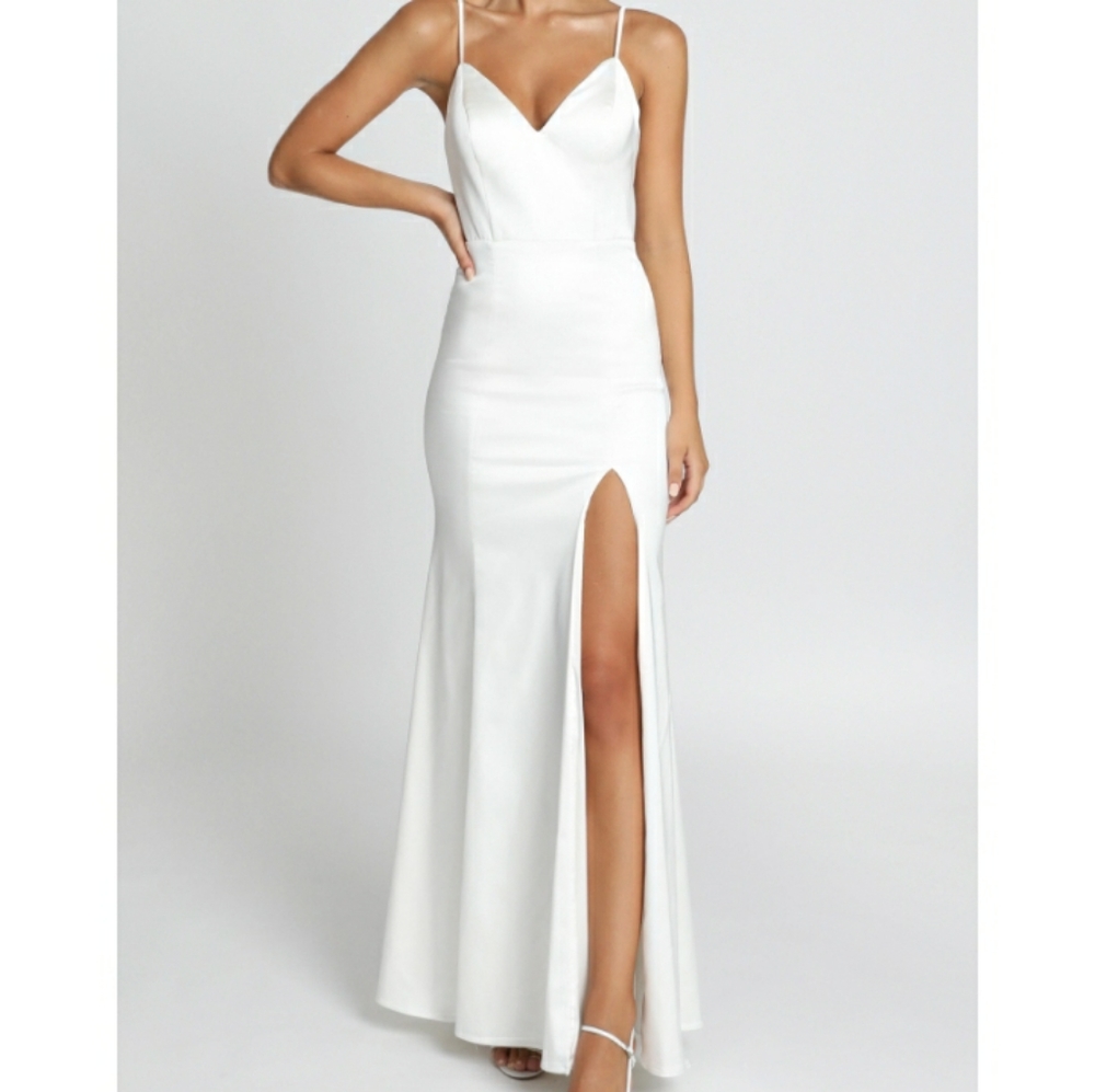 Ivory bridal wedding dress